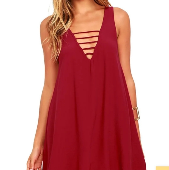 Red Dress - Picture 2 of 10